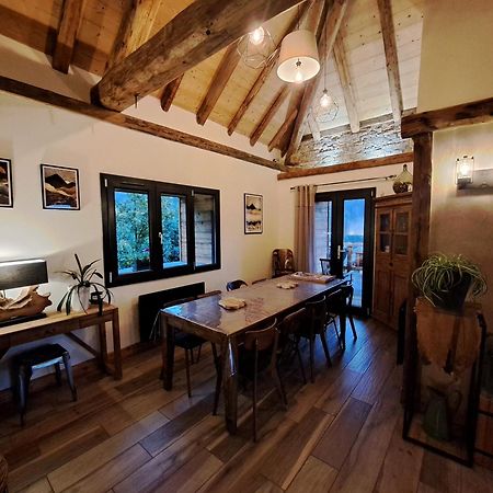 瓦约尼Chalet Augustin别墅 外观 照片