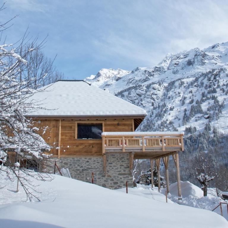 瓦约尼Chalet Augustin别墅 外观 照片