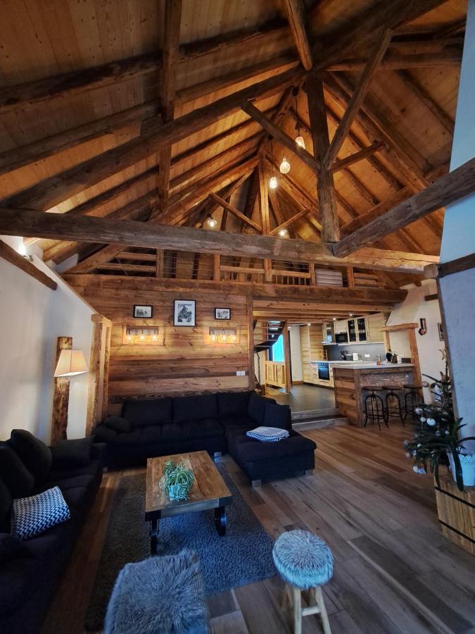 瓦约尼Chalet Augustin别墅 外观 照片